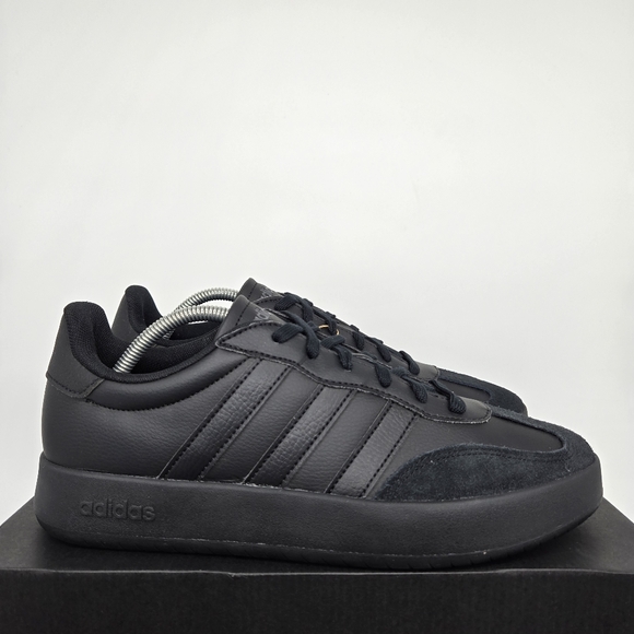 New Adidas Barreda Core Black JR1321 Men's Shoes Size 9 - Picture 3 of 8